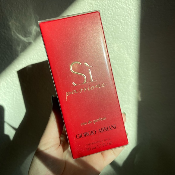 ARMANI BEAUTY Sì Passione
